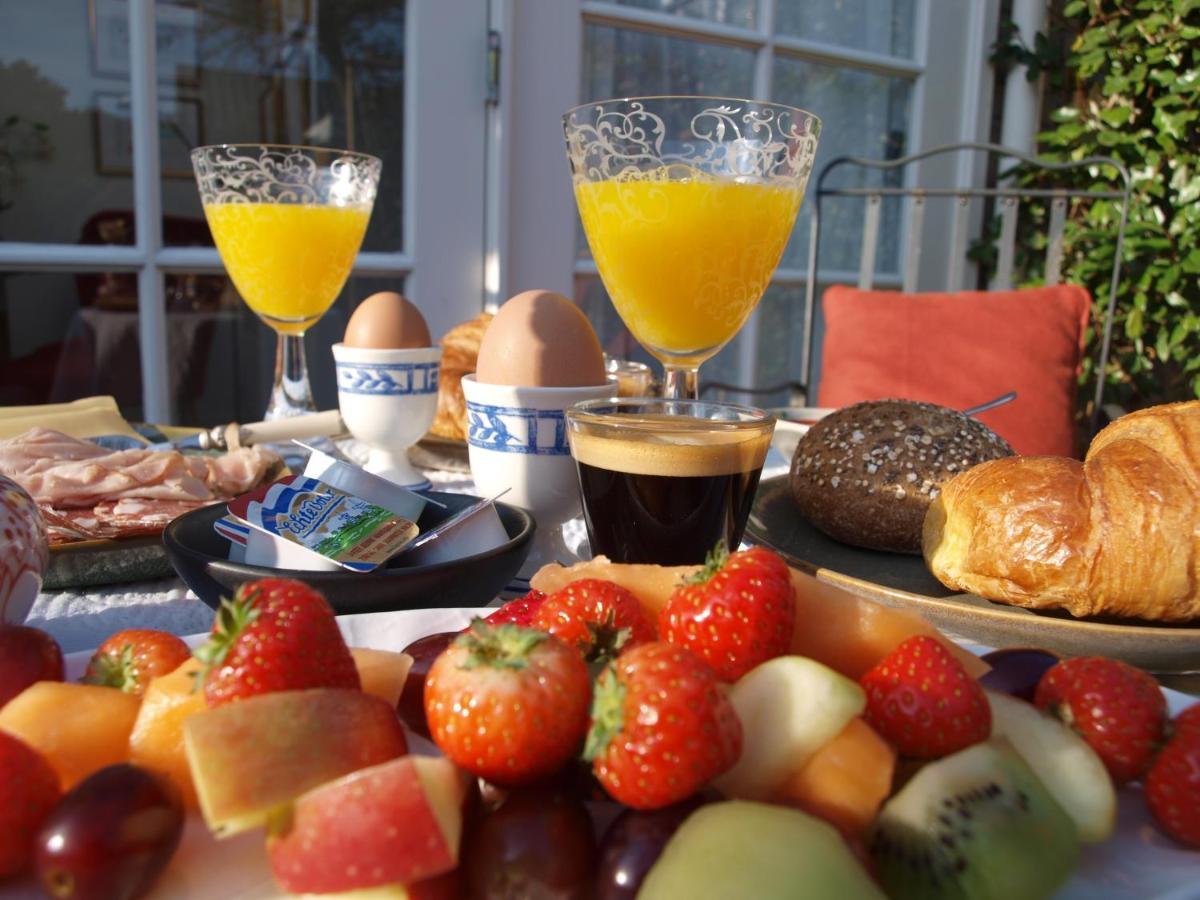 B&B Ereprijs Гаага Екстер'єр фото