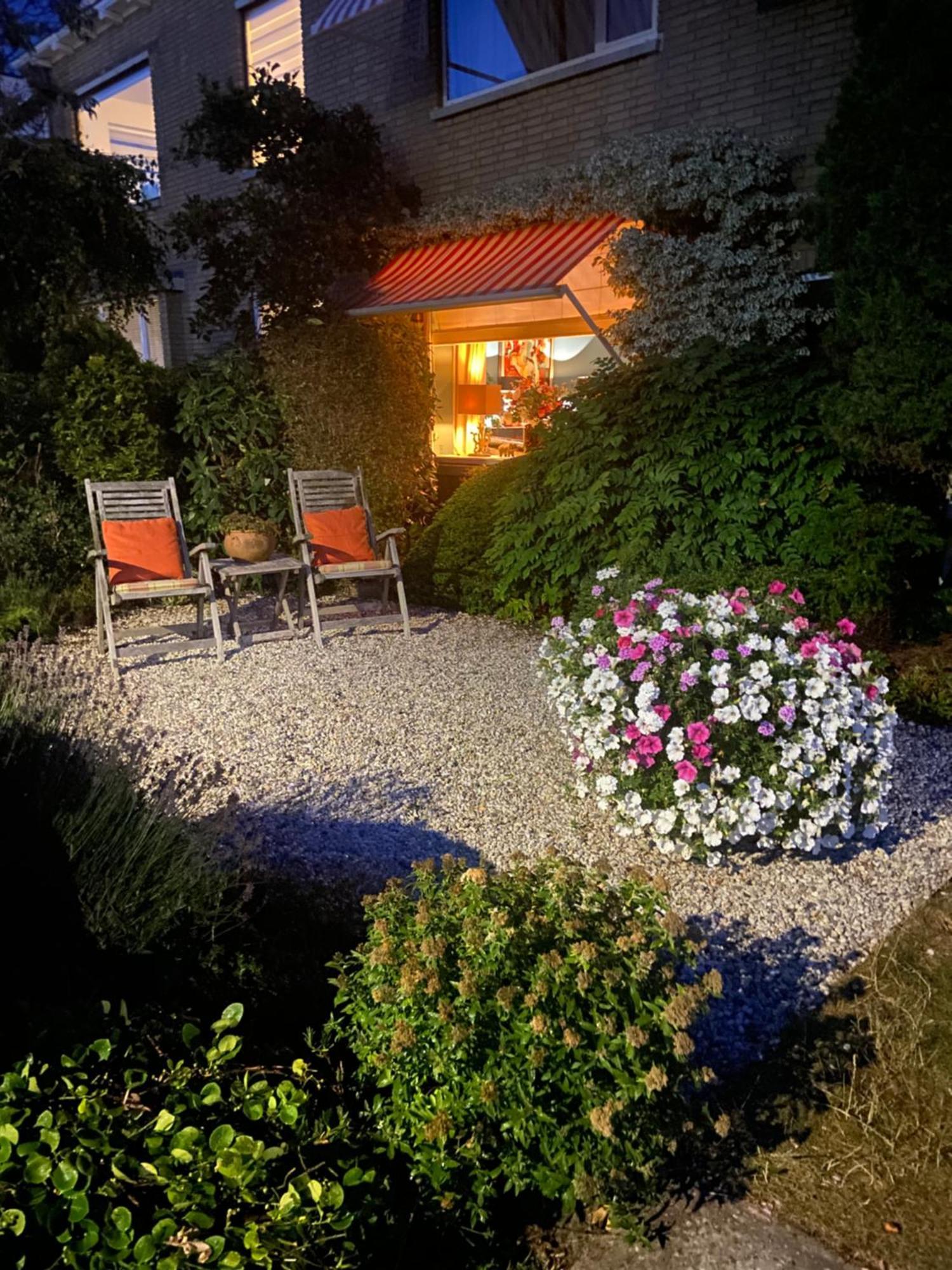 B&B Ereprijs Гаага Екстер'єр фото
