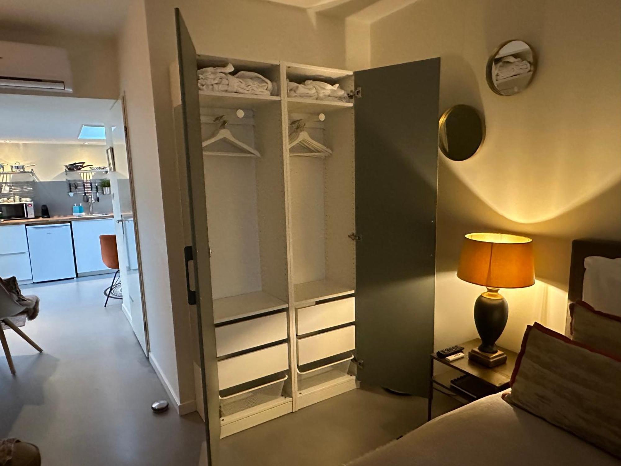 B&B Ereprijs Гаага Екстер'єр фото